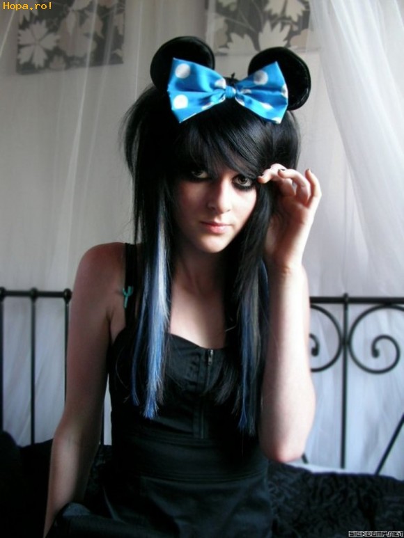 EMO - Emo-Minie