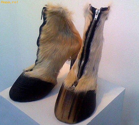 Diverse - Pantofi in forma de copite