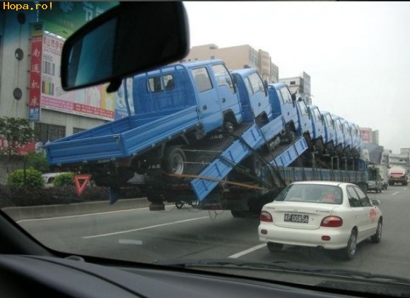 Auto Moto - Nu a mai avut camionete, ca mai punea......