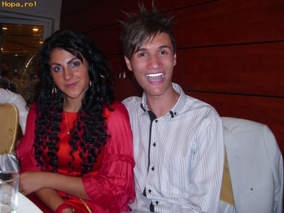 Caricaturi - Efectul colgate