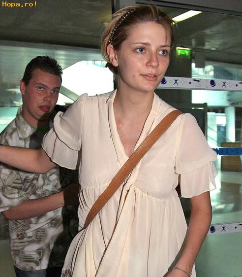 Celebritati - Mischa Barton nemachiata