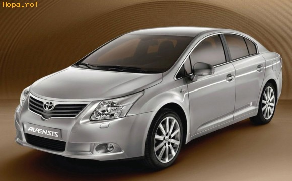 Auto Moto - Noua generatie Toyota Avensis