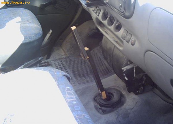 Auto Moto - Mai bine decat sa mergi pe jos