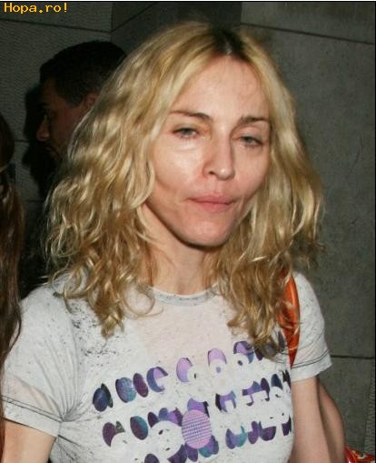 Celebritati - Madonna nemachiata
