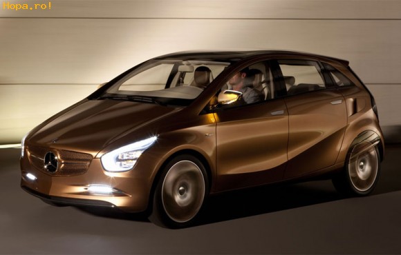 Auto Moto - Mercedes BlueZero E-Cell Plus