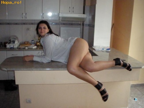 Pitipoance - Sexy in bucatarie
