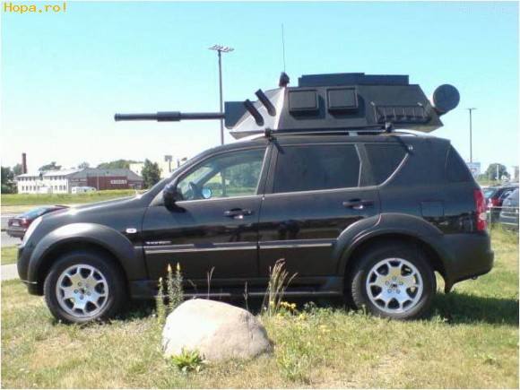 Auto Moto - Tanc 4x4