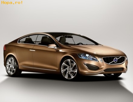 Auto Moto - Viitorul Volvo S60 evită pietonii sinucigaşi